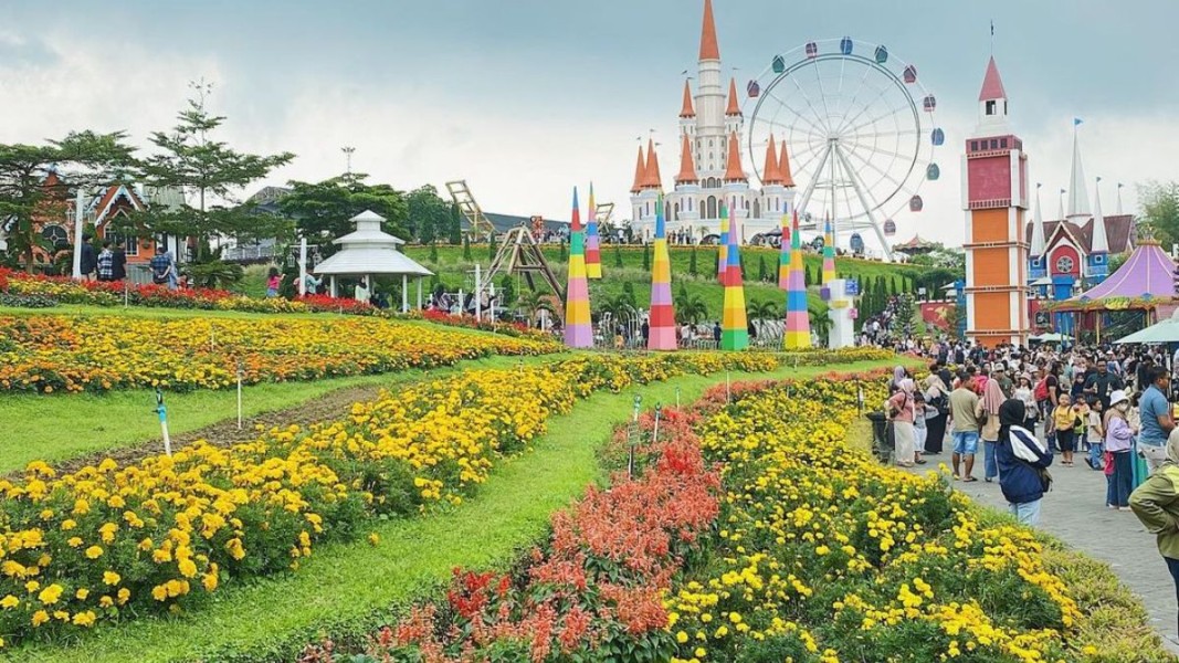 Pesona Wisata San Terra de Laponte, Surga Taman Bunga di Dataran Tinggi Malang