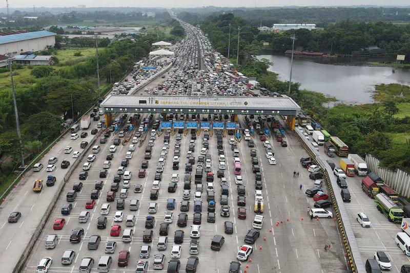 Diskon Tarif Tol 20 persen Selama Mudik Lebaran 2025: Strategi Pemerintah Permudah Arus Pulang Kampung