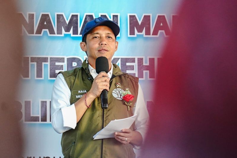 Menhut Ajak Warga Jaga Hutan Melalui Skema Perhutanan Sosial Nasional