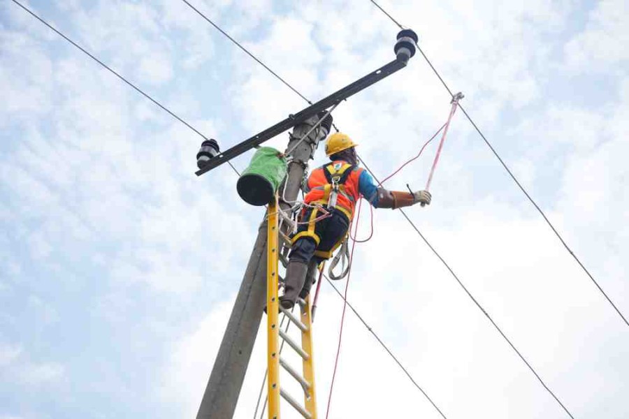 PLN Percepat Pemulihan Listrik Pascabencana Purbalingga Demi Aktivitas Warga Kembali Normal Cepat