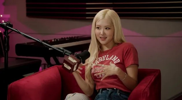 Rosé BLACKPINK Cerita Pengalaman Unik Demi Nge-date Tanpa Dikenali