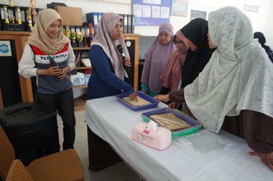 Dukung Ketahanan Pangan dan Lingkungan, Pertamina Gelar Pelatihan Hidroponik dan Budidaya Lele di Kelurahan Lontong Pancur