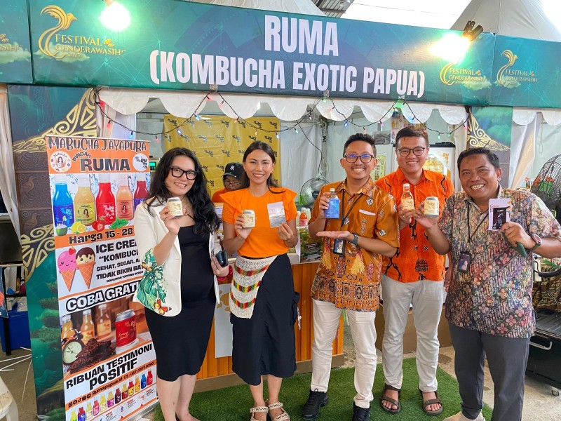 Momentum Hari Pelanggan Nasional 2025 Menghadirkan Cerita Inspiratif Tentang Nasabah UMKM Yang Berhasil Berkembang Berkat Dukungan Modal Dan Layanan Digital Bank Mandiri Momentum Hari Pelanggan Nasional 2025 Menghadirkan Cerita Inspiratif Tentang Nasabah UMKM Yang Berhasil Berkembang Berkat Dukungan Modal Dan Layanan Digital Bank Mandiri