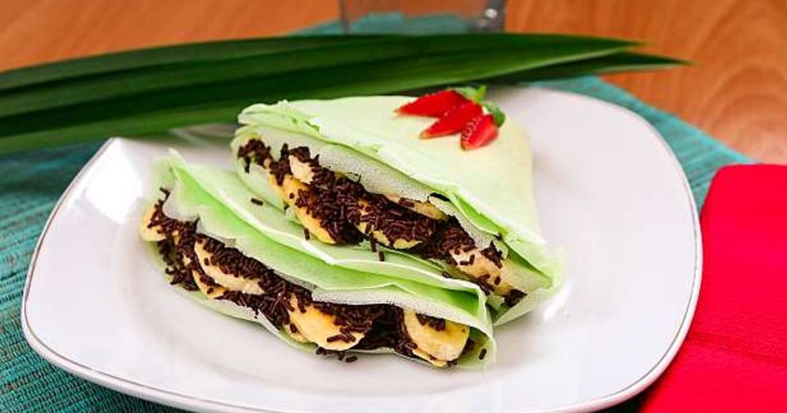 Cara Membuat Kue Leker Isi Pisang Renyah Krispi Teflon ala Jajanan Favorit