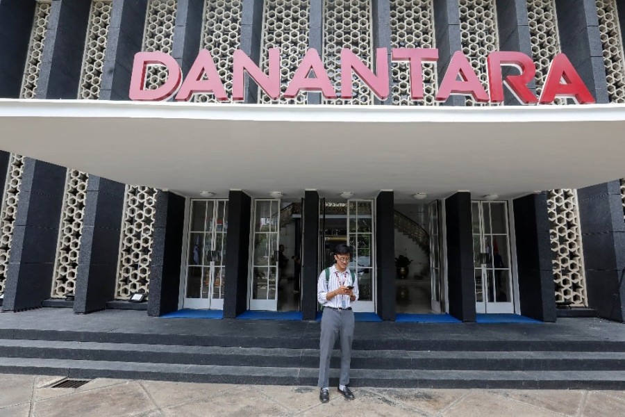 Ekonomi Indonesia Beri Angin Segar: Dana Desa Bisa Naik hingga Rp8 Miliar, UEA Siap Investasi Rp163 Triliun di Danantara