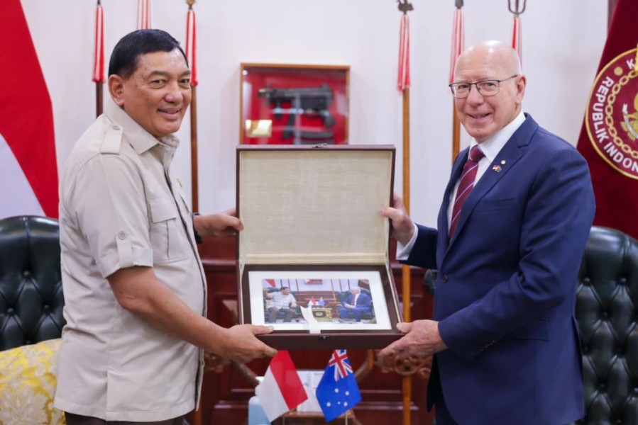 Menhan Sjafrie dan David Hurley Teguhkan Persahabatan Militer Indonesia–Australia