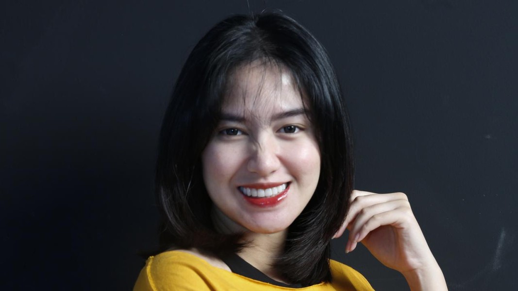 Ochi Rosdiana Puji Kerja Keras Sutradara Kuyank, Johansyah Jumberan