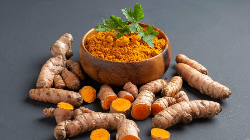 Manfaat Kunyit: Untuk Atasi Berbagai Keluhan Kesehatan Secara Tradisional