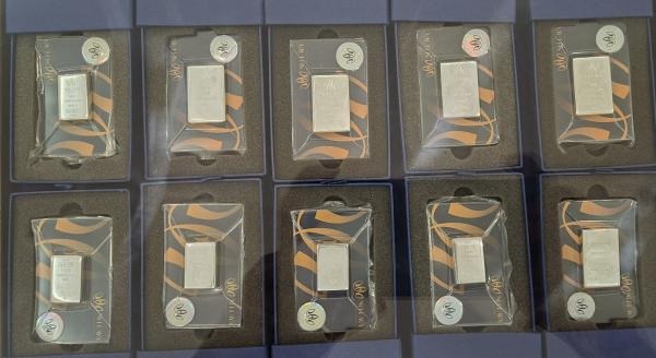 Investasi Perak Di Surabaya Alami Tren Kenaikan Pesat Saat Harga Emas Melambung