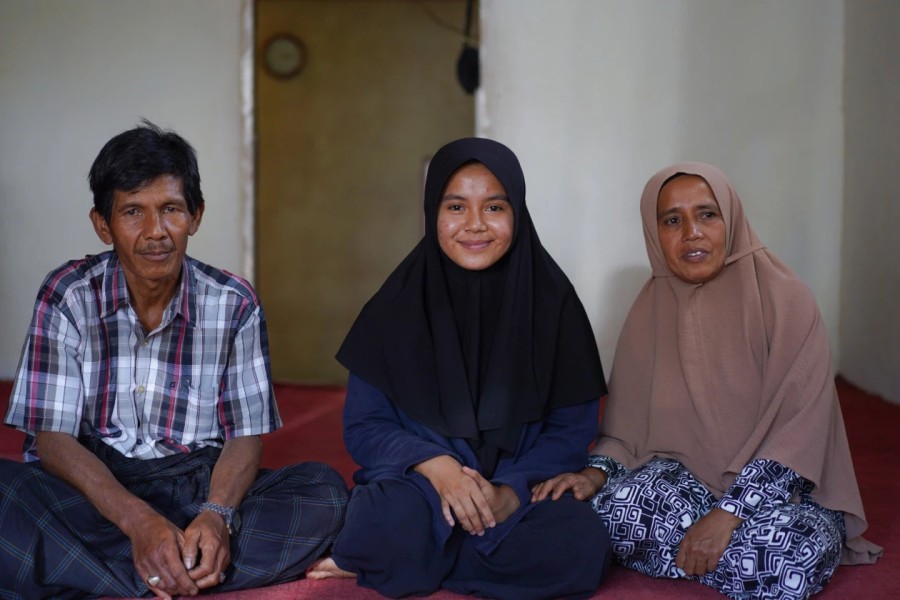 Kisah Inspiratif Anak Penjual Soto di Pinggir Jalan Tembus Kuliah Gratis di UGM