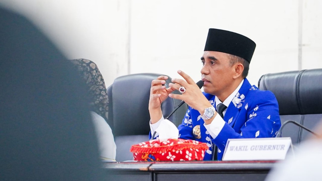 Gubernur Sulteng Anwar Hafid Ultimatum Perusahaan Pertambangan Bangun Jalan