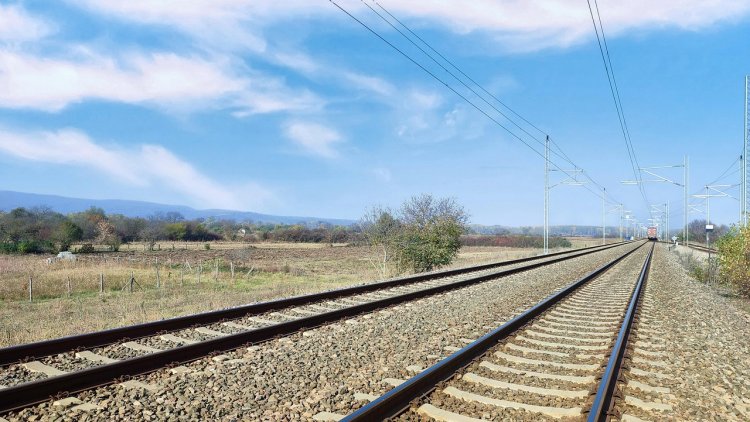 Dukung Pertumbuhan Ekonomi dan Konektivitas, Gubernur Jabar Dorong Reaktivasi Jalur Kereta Api Strategis