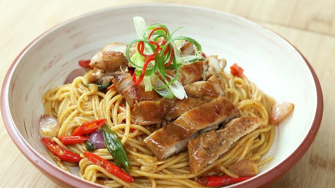 Spaghetti Ayam Oriental, Resep Rumahan Nikmat yang Bikin Nagih Ala Restoran