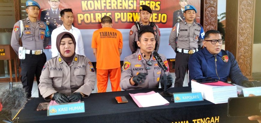 Kejaksaan Negeri Purworejo Terima Tersangka dan 84 Barang Bukti Kasus Korupsi KPR Perumda BPR Bank Purworejo