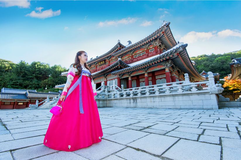Wisata Korea? Ini 7 Pakaian Tradisional yang Bisa Dicoba