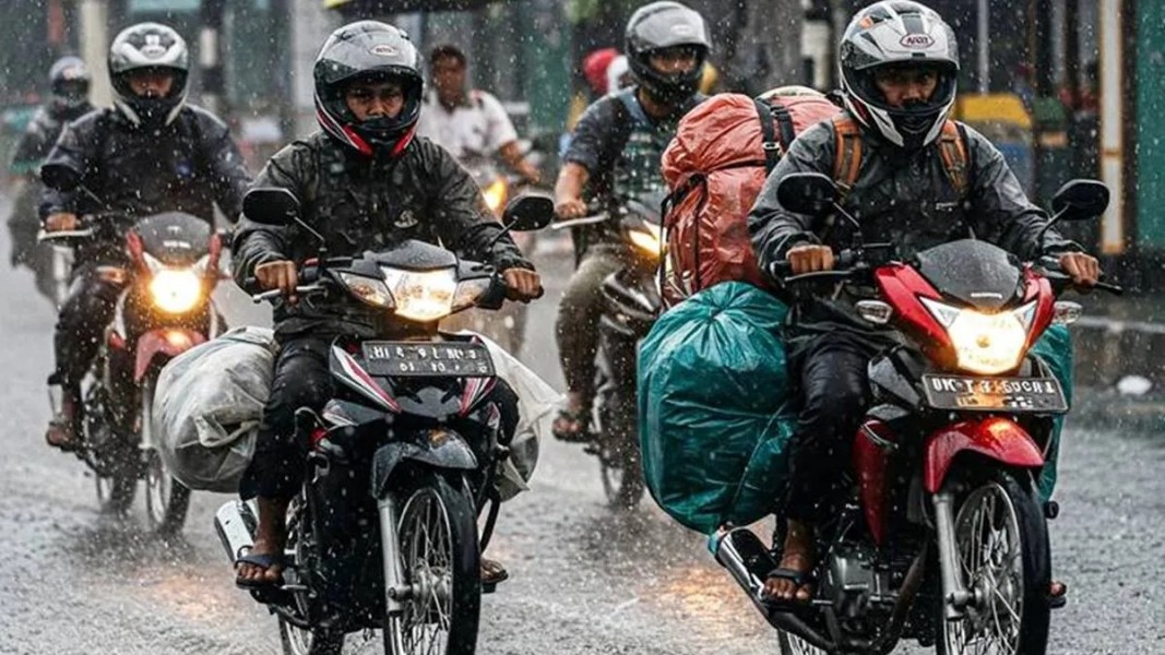 BMKG Prediksi Hujan Dominan Saat Idulfitri 2026 Jalur Mudik Waspada