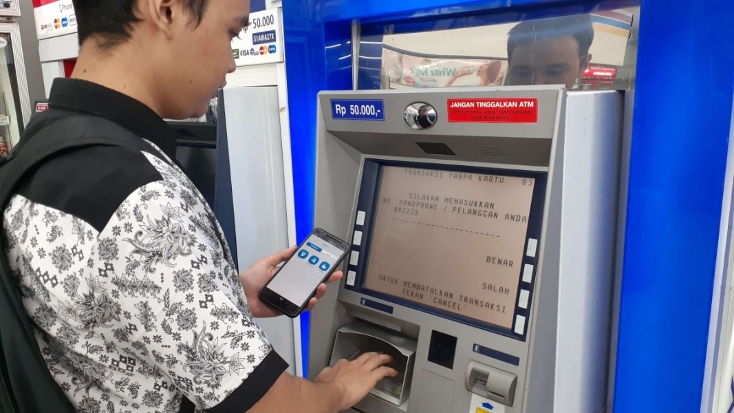 Cara Tarik Tunai DANA di ATM BCA Tanpa Kartu Debit: Syarat, Biaya, dan Langkah-langkah Praktis