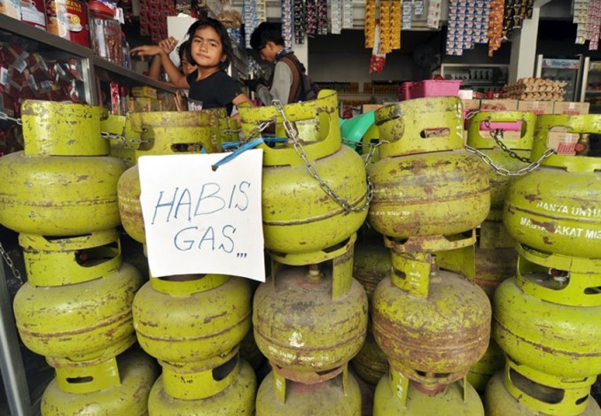 Wali Kota Makassar Temui Menteri ESDM, Bahas Solusi Kelangkaan Gas Elpiji 3 Kilogram