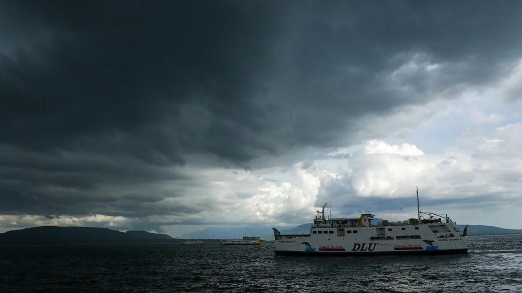 BMKG Peringatkan Hujan Lebat Nasional Kamis 12 Februari 2026