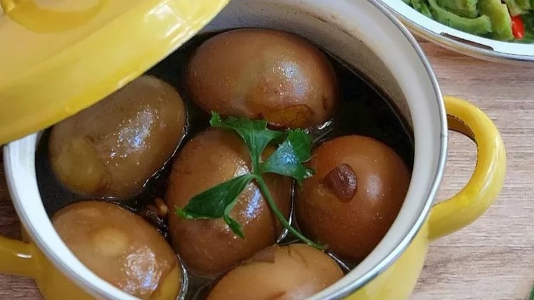 6 Resep Telur Kecap Praktis untuk Hidangan Keluarga Lezat dan Menggugah Selera