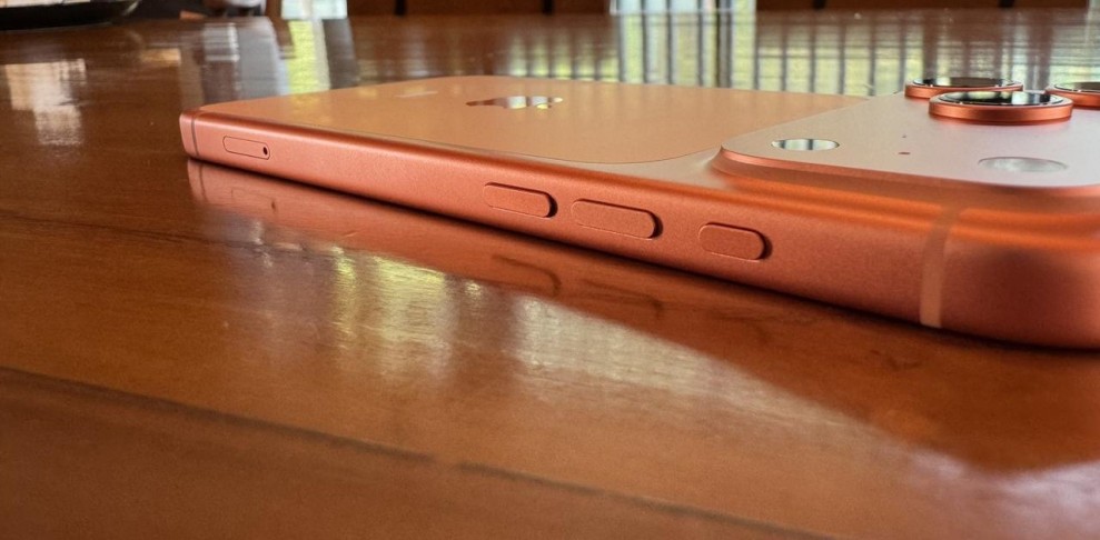 Rancangan iPhone 20 Dirumorkan Hadir dengan Desain Revolusioner Tanpa Tombol