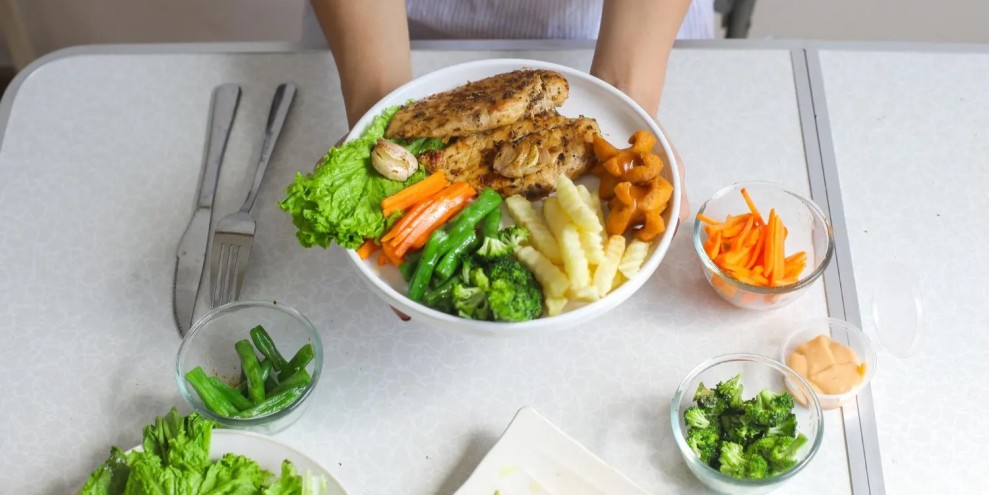 Langkah Mudah Mengatur Menu Makanan untuk Penyerapan Zat Besi Lebih Optimal