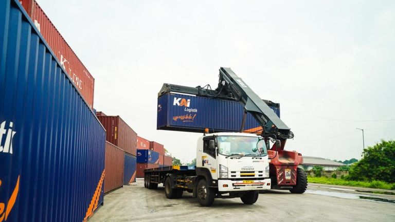 KAI Logistik Raih Apresiasi Layanan Terpercaya Nasional
