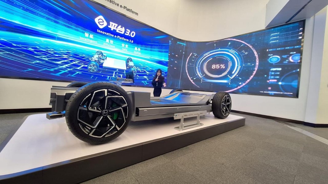 BYD Bongkar Rahasia Arsitektur e-Platform: Evolusi dari e3.0 Hingga e4.0 untuk Dominasi Mobil Listrik Dunia