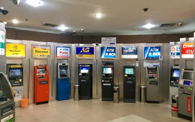 Bank Semakin Efisien, Rekening Nasabah Meningkat, Margin Keuntungan Menguat