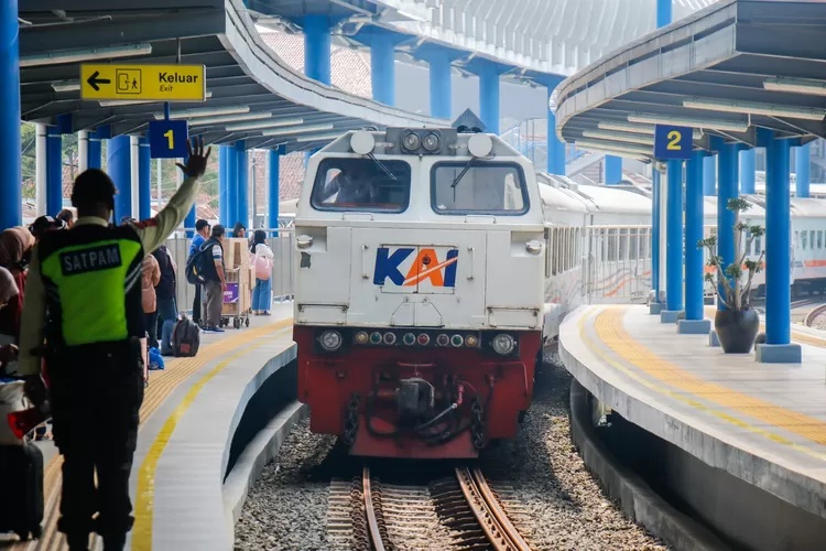 KAI Sesuaikan Tarif KA Pangrango, Layanan Lebih Modern dan Nyaman
