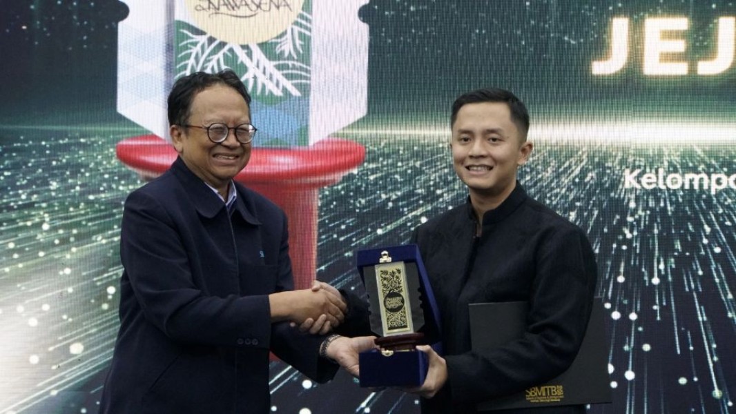 Pelni Raih ESG Award dari SBM ITB: Bukti Komitmen pada Keberlanjutan Bisnis