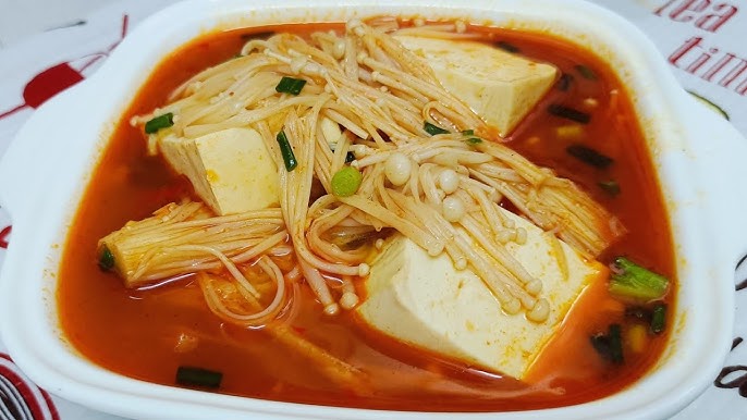 Resep Enoki Kuah Pedas Hangat Sederhana, Menu Praktis Favorit Musim Hujan