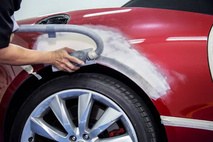 Biaya Cat Mobil di Bengkel Resmi Toyota Auto 2000 dan Umum