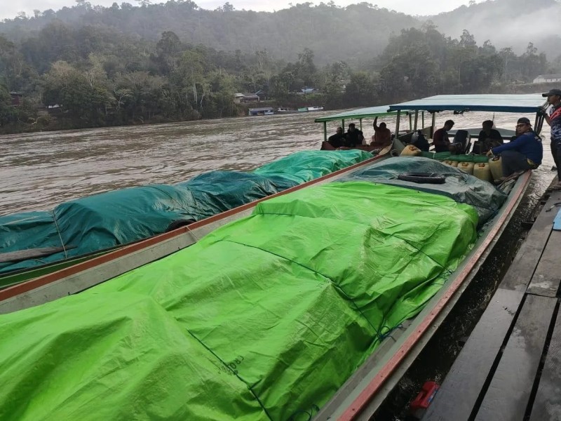 Distribusi Logistik Dipercepat Tangani Kekeringan Long Apari