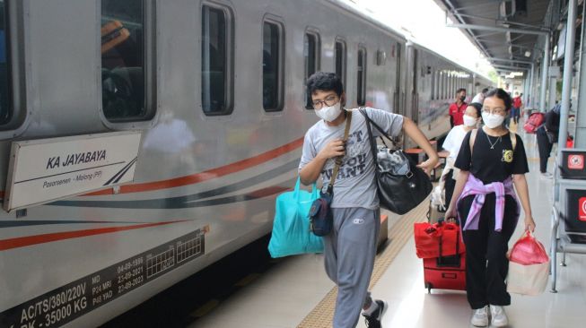 KAI Luncurkan Promo Diskon hingga 25 untuk Mudik Awal Ramadan 2025, Berikut Rinciannya!