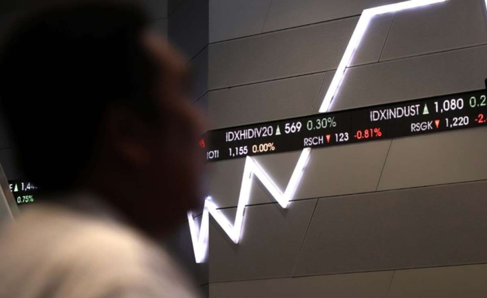 IHSG Mengalami Anomali Saat Bursa Menguat Namun Investor Asing Melepas Saham Lima Triliun