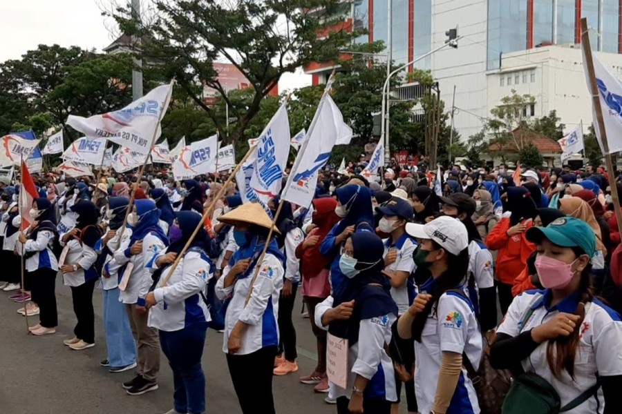 Politik Pembangunan Jangan Jauh dari Rakyat