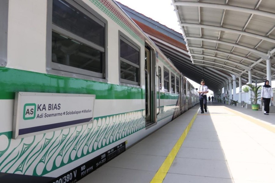 Tingkatkan Integrasi Transportasi, KA Bandara Adi Soemarmo Layani Hampir 180 Ribu Penumpang Selama Triwulan Pertama 2025