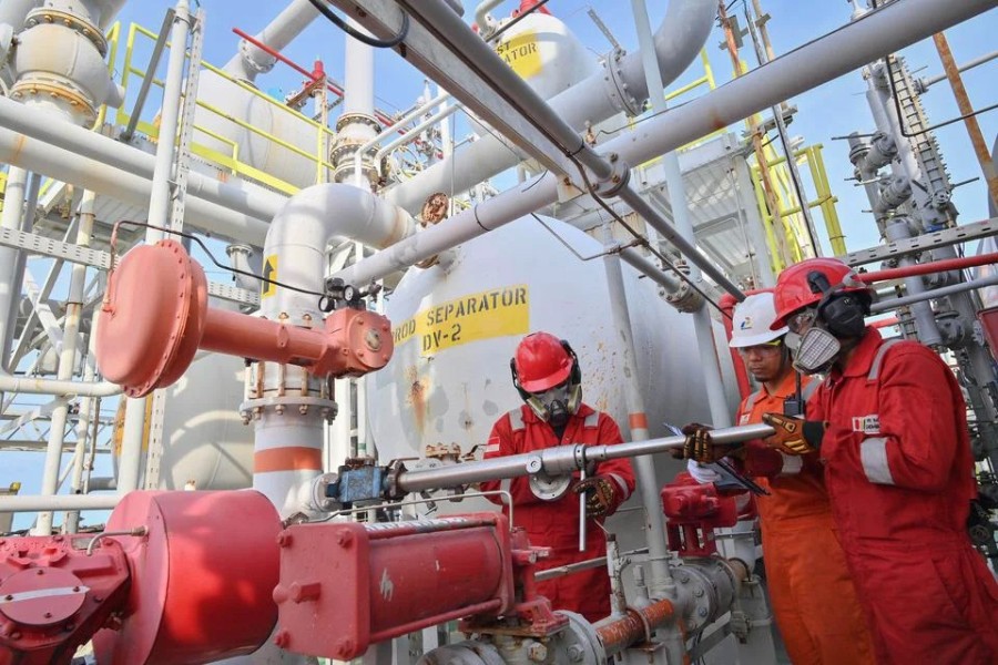 Produksi Minyak Pertamina Hulu Energi Turun, Produksi Gas Diproyeksikan Meningkat pada 2025