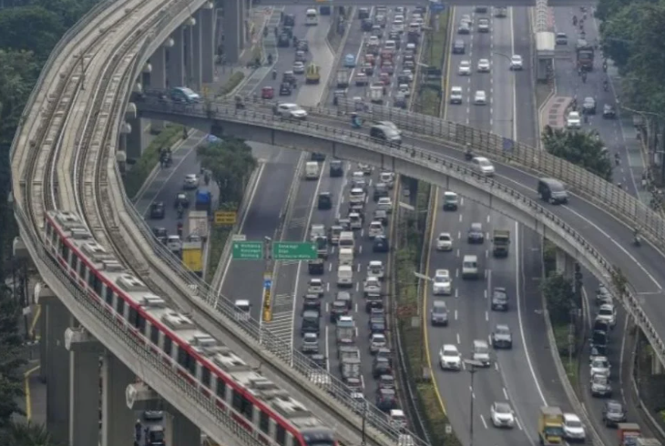 Program 100 Hari Pramono Anung dan Rano Karno: Mengatasi Kemacetan Jakarta dengan Transportasi Umum