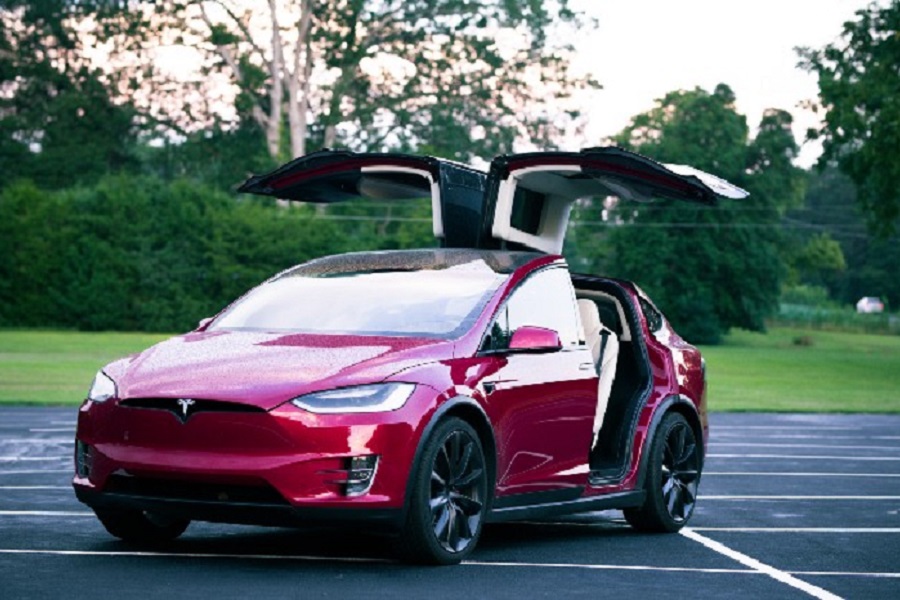 Daftar Harga Mobil Tesla Terbaru dan Bekas di Indonesia