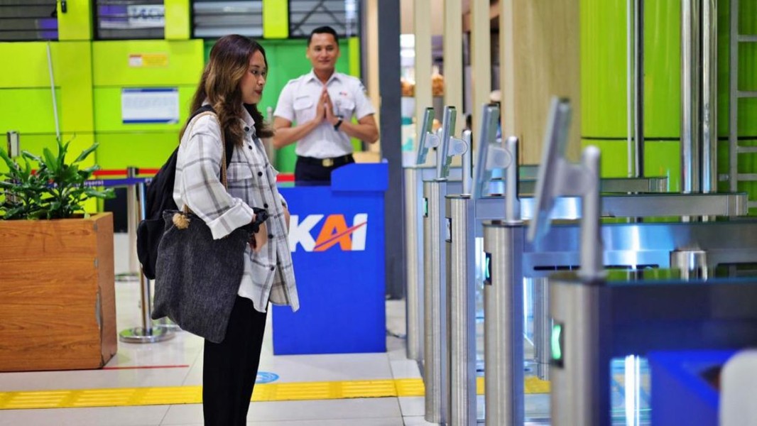 KAI Hemat Rp 239 Juta dengan Scan Wajah KAI Hemat Rp 239 Juta dengan Scan Wajah