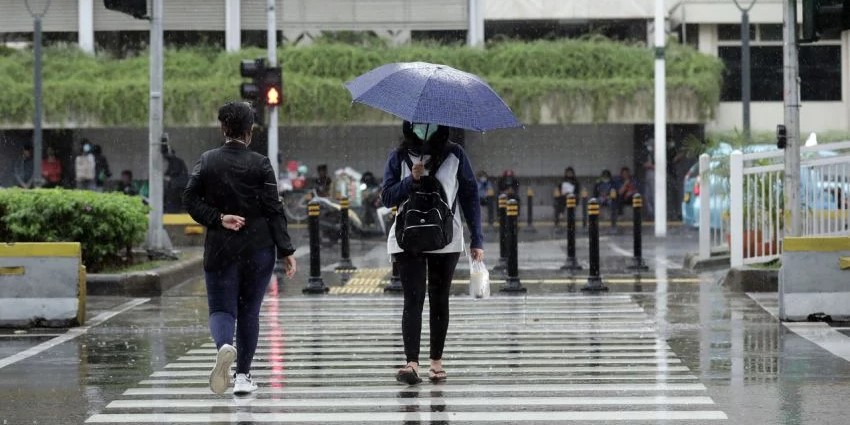 Perkirakan Hujan di Jakarta Siang dan Sore, BMKG Berikan Peringatan