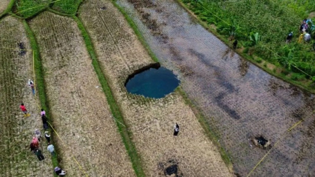 Kementerian ESDM Usulkan Dua Solusi Utama Atasi Masalah Sinkhole Di Sumatera
