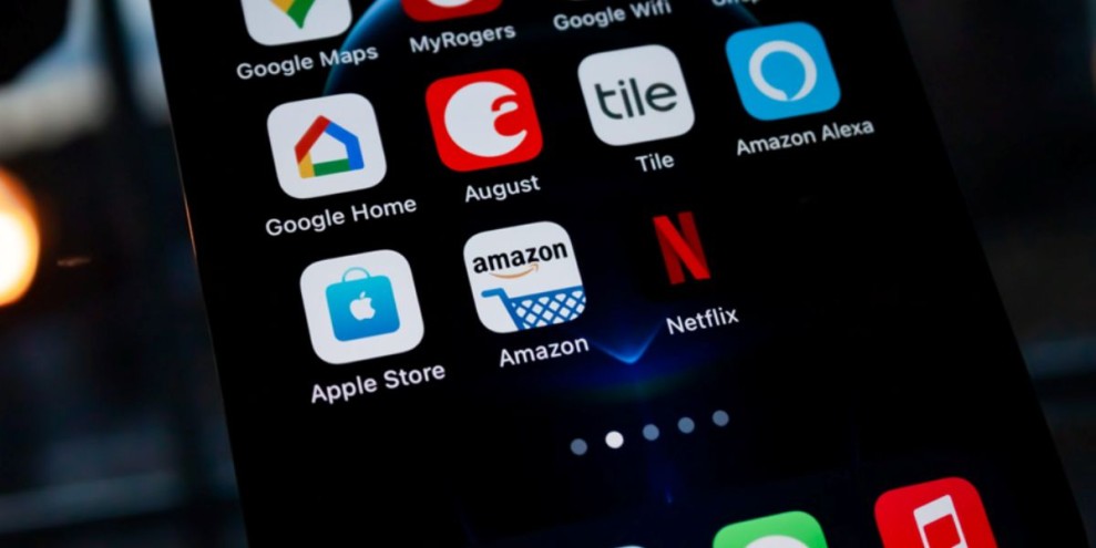 6 Cara Langganan Netflix di Semua Perangkat & Harga Paket Terbaru