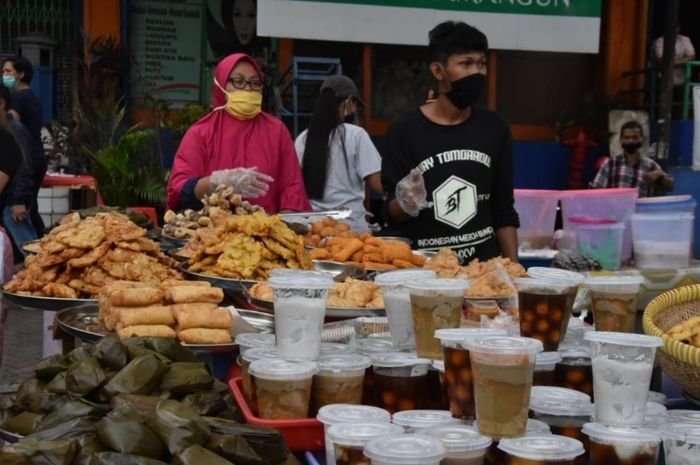 Berburu Takjil di Taman Cadika Medan: Destinasi Favorit Warga Medan di Bulan Ramadhan