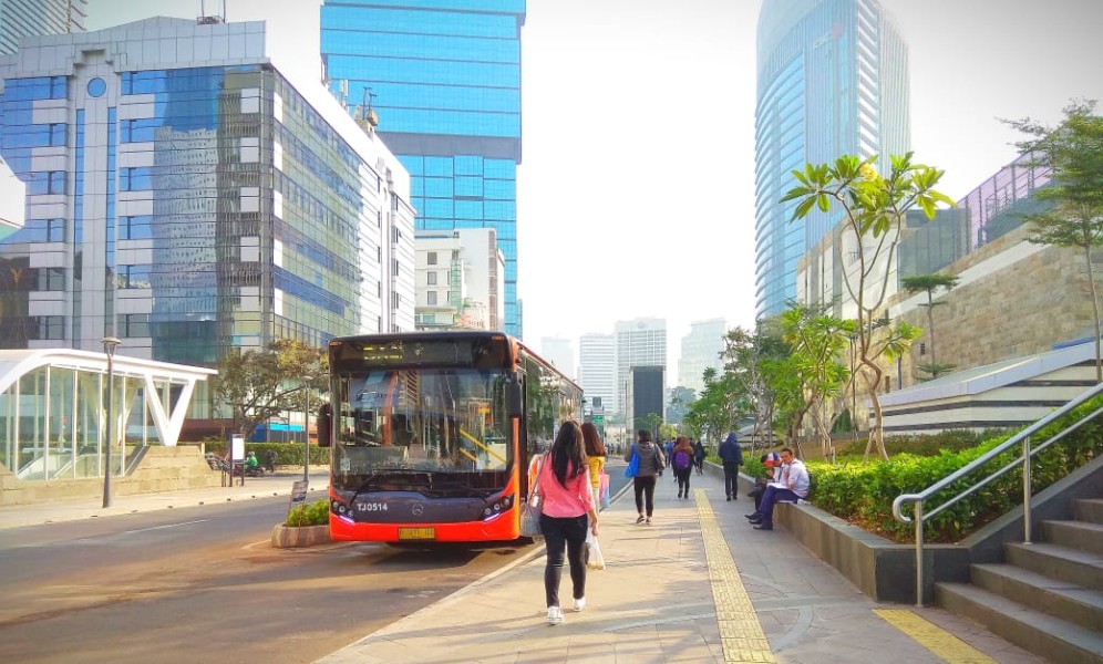 Waktunya Beralih ke Transportasi Umum dan Ramah Lingkungan: Solusi Kemacetan dan Polusi di Indonesia