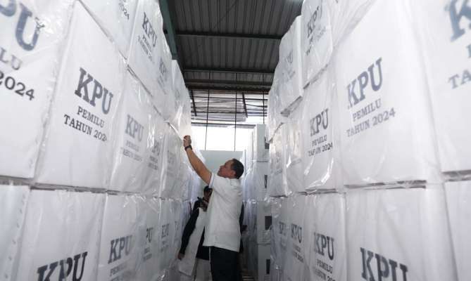 KPU RI Pastikan Kebutuhan Logistik PSU 24 Mei 2025 di Pesawaran dan Palopo Sudah 100 Persen Terpenuhi
