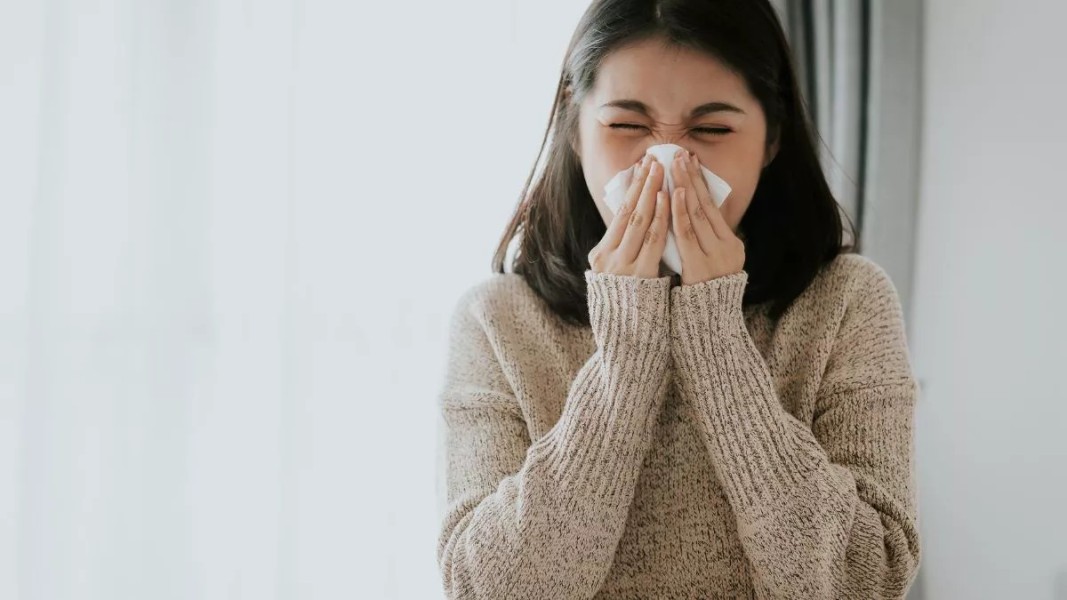 Kasus Flu dan ISPA Meningkat, Kemenkes Imbau Waspada Musim Hujan