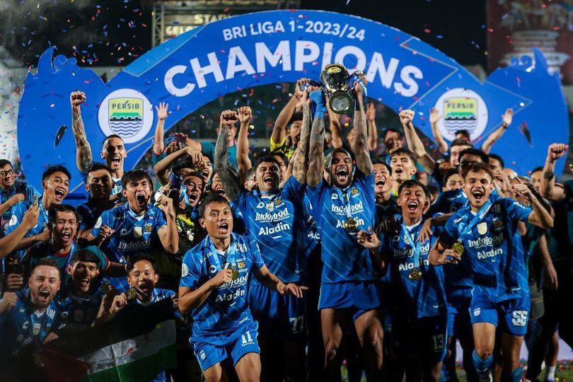 Persib Bandung di Ambang Gelar Liga 1: Menengok Tiga Pelatih yang Ukir Sejarah Juara di Era Liga Indonesia